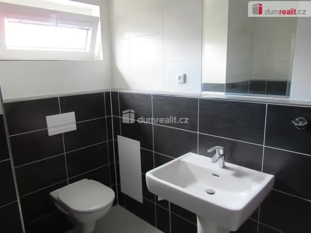Pronájem bytu 2+kk, Praha - Střížkov, Makedonská, 57 m2