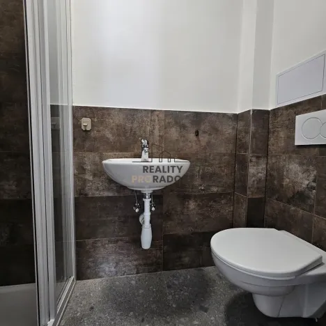 Pronájem komerční nemovitosti, Hodonín, Kolískova, 33 m2