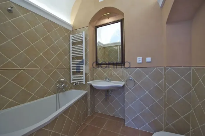 Pronájem bytu 2+1, Praha, Šporkova, 54 m2