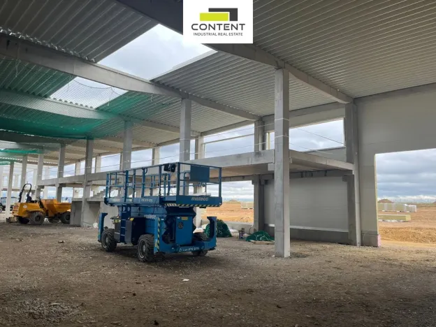Pronájem skladu, Tuchoměřice, Podnikatelská, 4000 m2