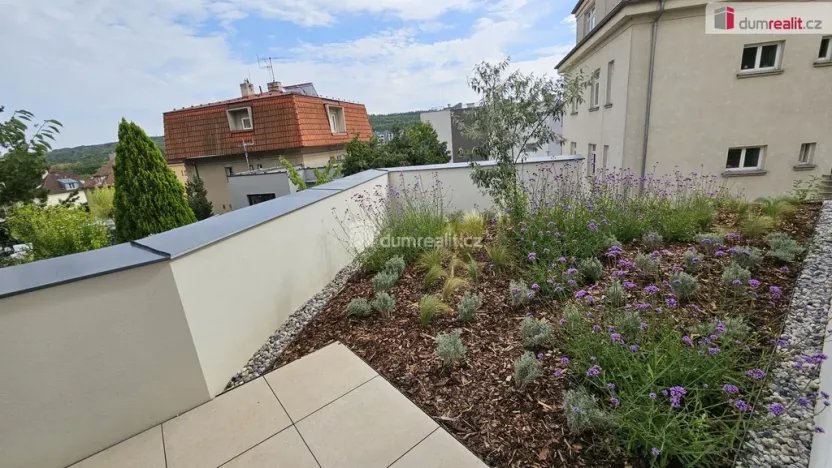 Pronájem bytu 2+kk, Praha - Motol, Pod Homolkou, 72 m2