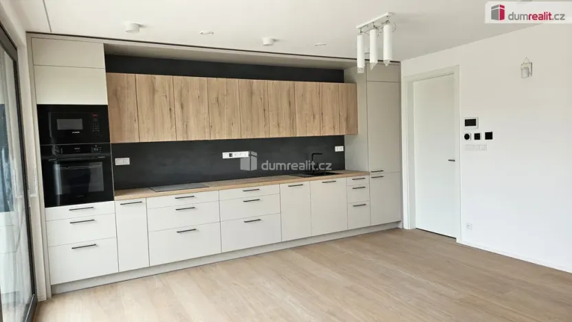 Pronájem bytu 2+kk, Praha - Motol, Pod Homolkou, 72 m2