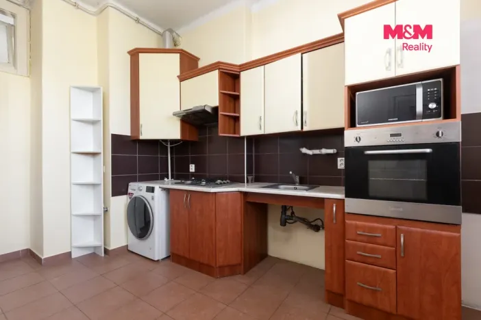 Prodej bytu 2+1, Ostrava - Přívoz, Muglinovská, 83 m2