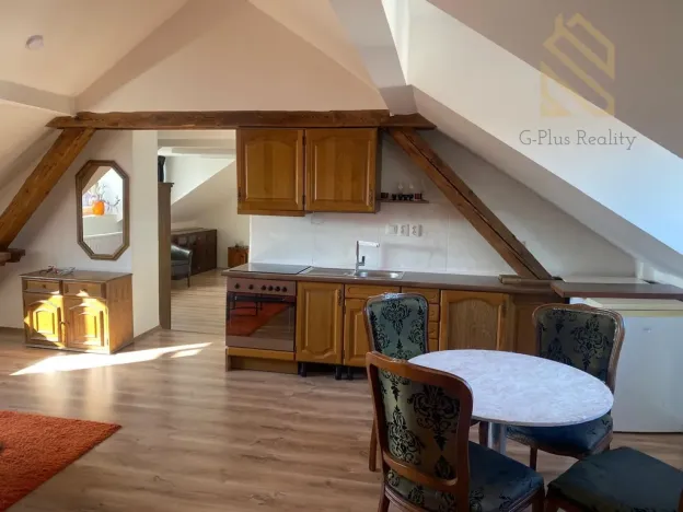 Pronájem bytu 3+kk, 80 m², Černiv
