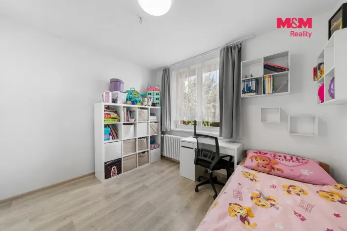 Prodej bytu 3+1, Ústí nad Labem - Krásné Březno, Obvodová, 74 m2