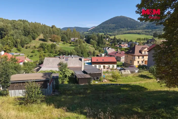 Prodej pozemku pro bydlení, Bernartice, 1093 m2