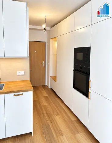 Prodej bytu 1+kk, Plzeň, Křimická, 19 m2