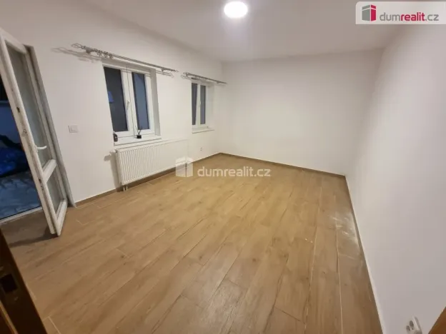 Pronájem bytu 2+kk, Roudnice nad Labem, Špindlerova třída, 39 m2