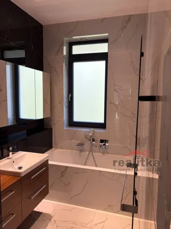 Prodej bytu 2+1, Opava - Předměstí, Lidická, 99 m2