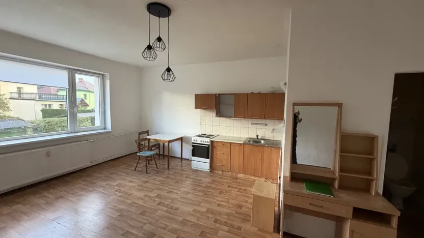 Pronájem bytu 1+kk, Zruč nad Sázavou, Mládeže, 33 m2