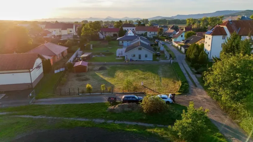 Prodej pozemku pro bydlení, Polepy, 1095 m2