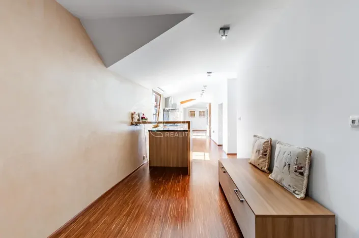 Pronájem bytu 4+kk, Beroun - Beroun-Centrum, Česká, 230 m2