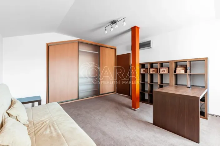 Pronájem bytu 4+kk, Beroun - Beroun-Centrum, Česká, 230 m2