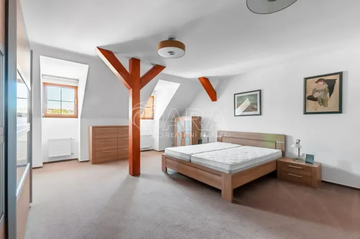 Pronájem bytu 4+kk, Beroun - Beroun-Centrum, Česká, 230 m2