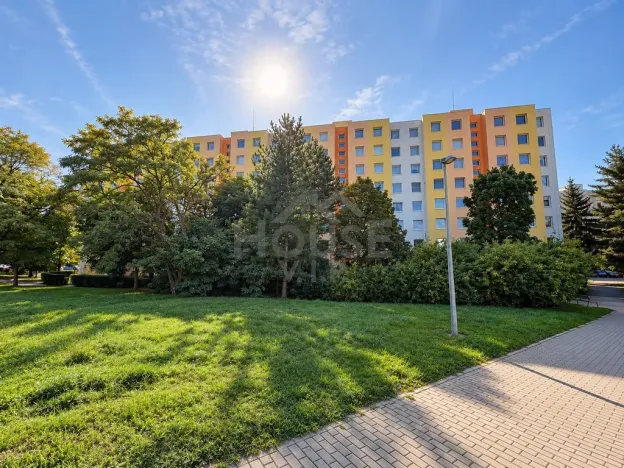 Prodej bytu 1+kk, Praha - Modřany, Daškova, 29 m2