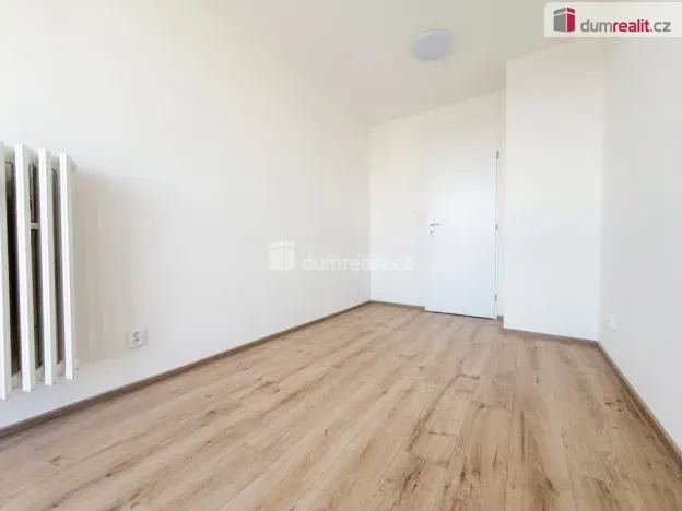 Prodej bytu 2+1, Praha - Chodov, V jezírkách, 42 m2