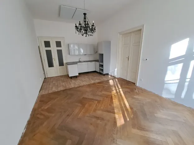 Pronájem pokoje, Brno, třída Kpt. Jaroše, 36 m2