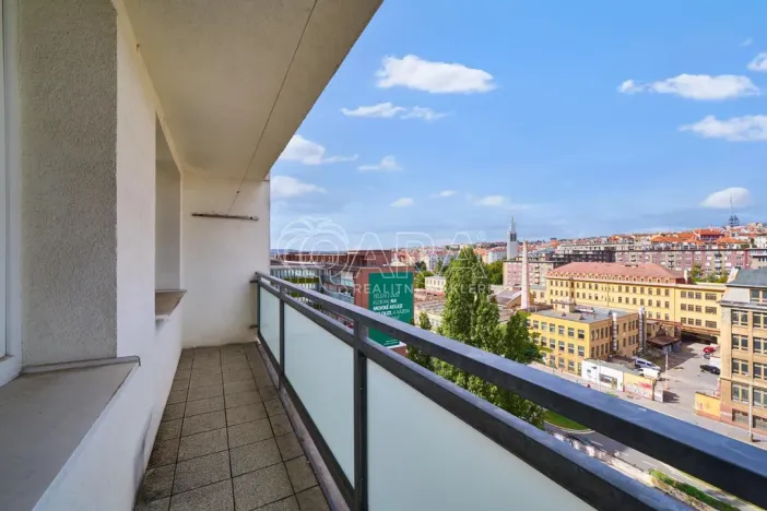 Prodej bytu 3+1, Praha - Vršovice, Uzbecká, 70 m2