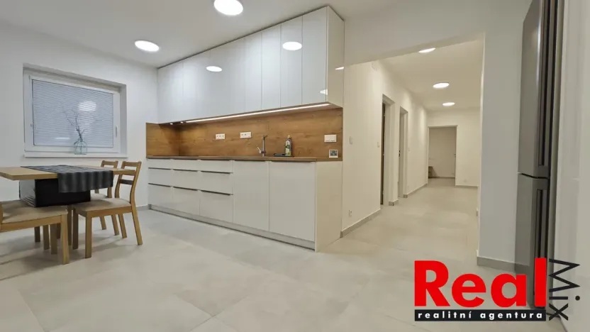 Pronájem bytu 3+kk, Nebovidy, 85 m2