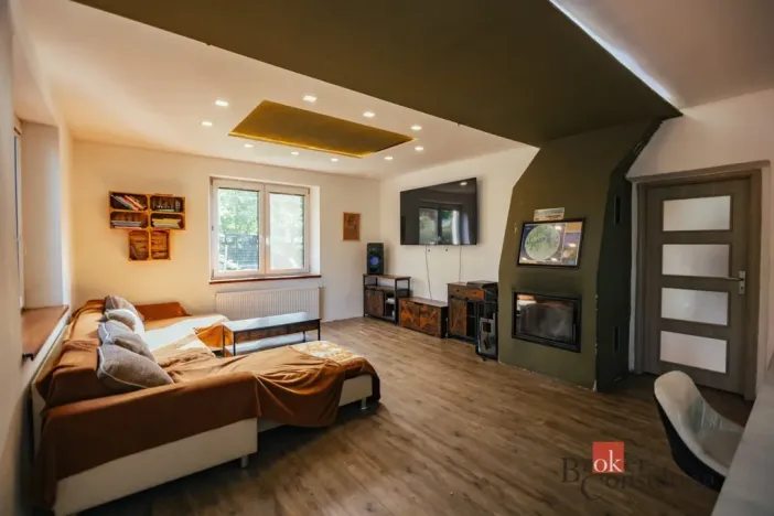 Prodej rodinného domu, Skřivany, Komenského, 160 m2