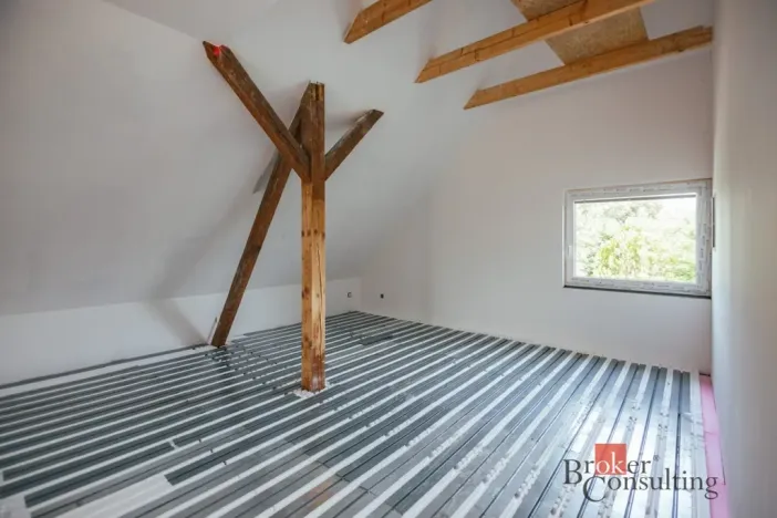 Prodej rodinného domu, Skřivany, Komenského, 160 m2