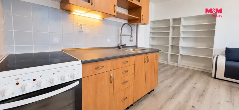 Pronájem bytu 2+kk, Pardubice, Na Drážce, 44 m2