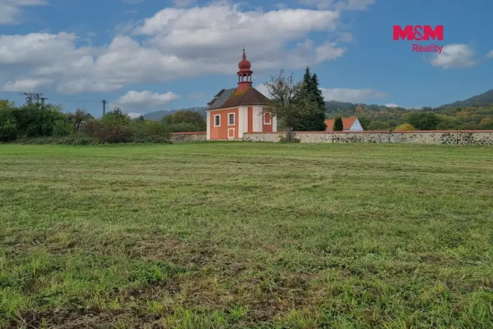 Prodej pozemku pro bydlení, Valeč, 1556 m2