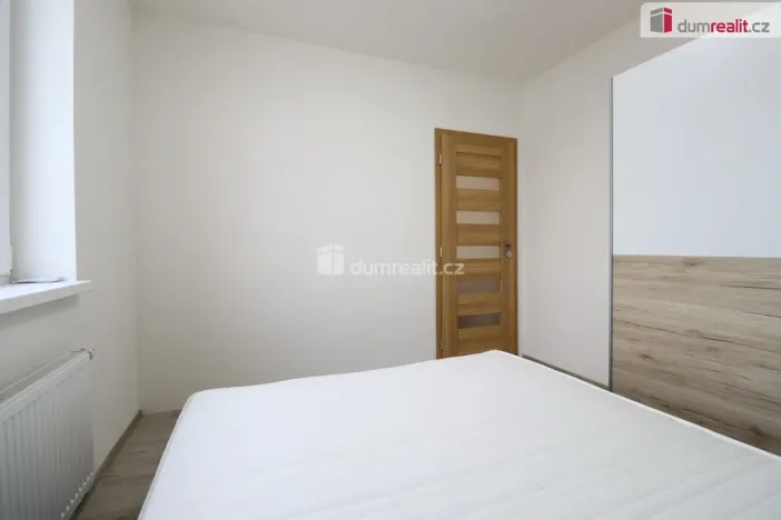 Pronájem bytu 2+kk, Nová Role, Svobodova, 39 m2