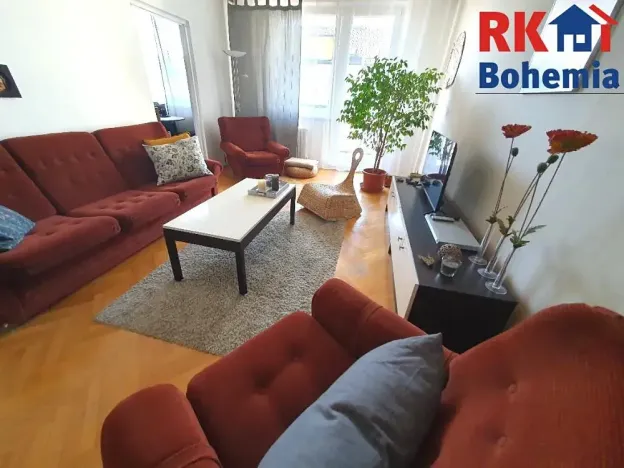 Prodej bytu 3+1, Vsetín, nám. Svobody, 78 m2