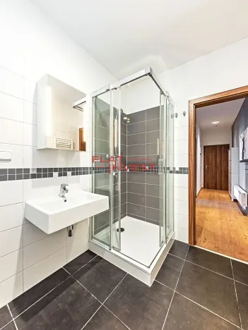 Pronájem bytu 2+kk, Praha - Libeň, Ve vrchu, 50 m2