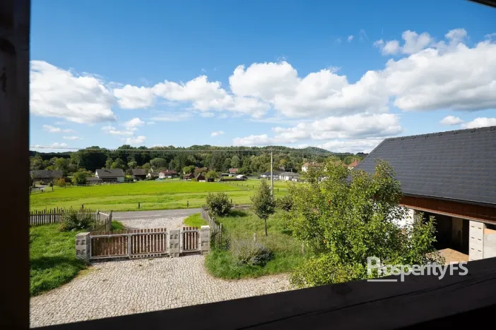 Prodej rodinného domu, Brniště - Hlemýždí, 200 m2