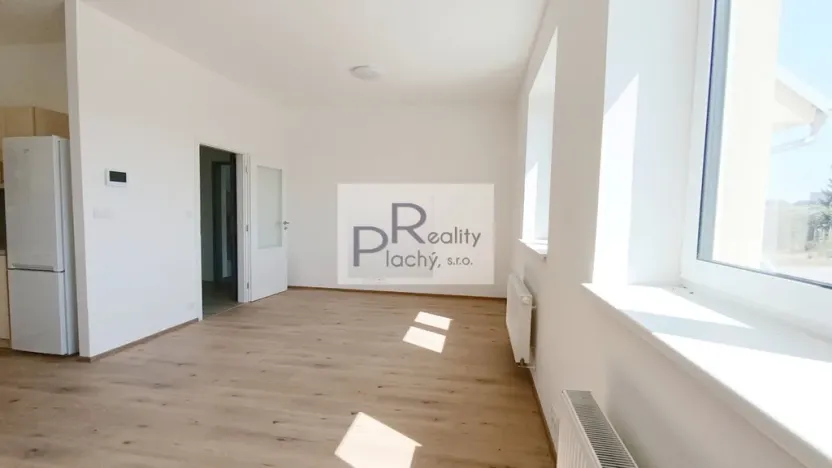Prodej bytu 2+kk, Hevlín, 54 m2