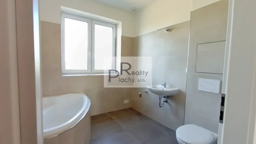 Prodej bytu 2+kk, Hevlín, 54 m2