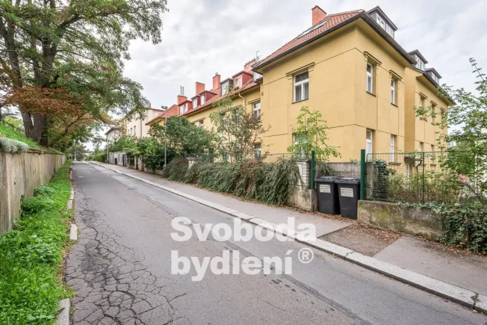 Pronájem bytu 2+kk, Praha - Smíchov, U Blaženky, 51 m2
