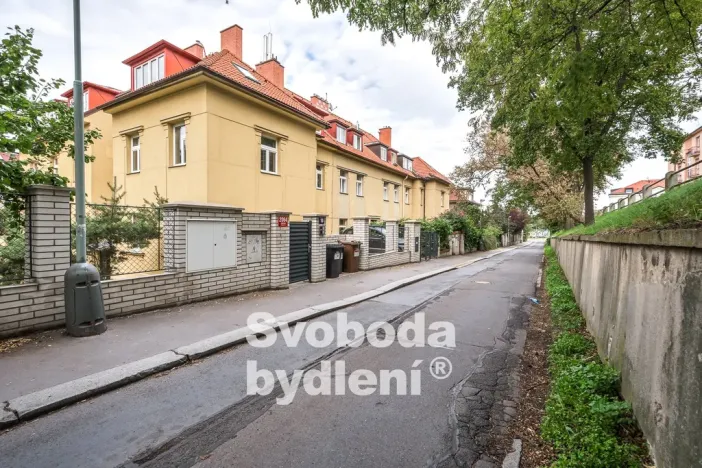 Pronájem bytu 2+kk, Praha - Smíchov, U Blaženky, 51 m2