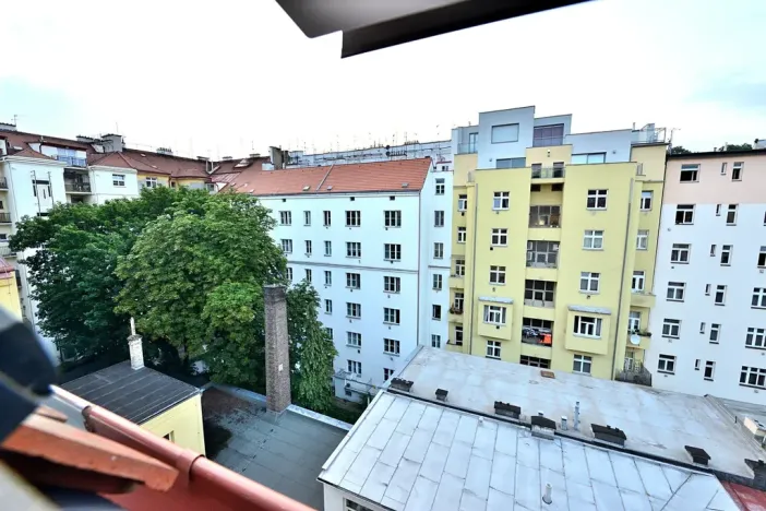 Pronájem bytu 1+kk, Praha - Nusle, Oldřichova, 29 m2