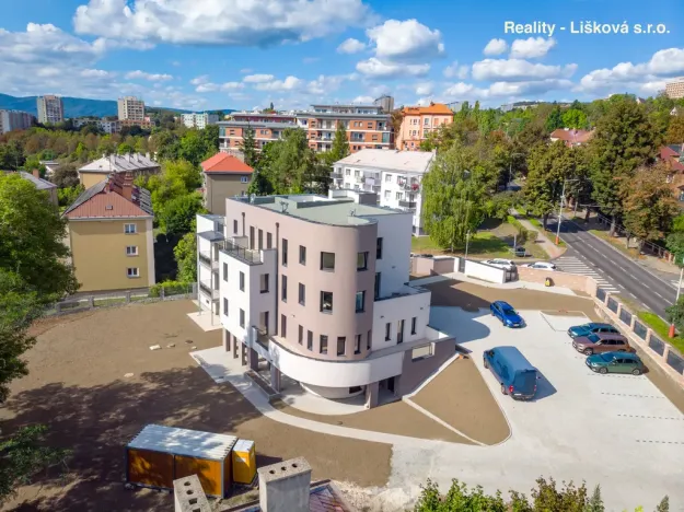 Pronájem bytu 1+kk, Ústí nad Labem, Bělehradská, 33 m2