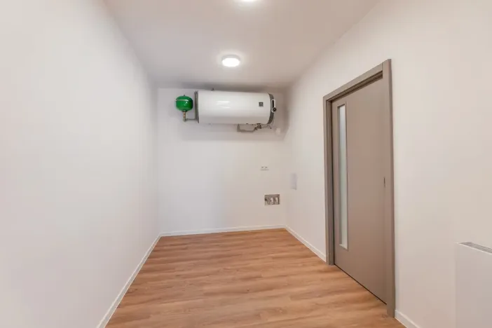 Pronájem atypického bytu, Ústí nad Labem, Bělehradská, 56 m2