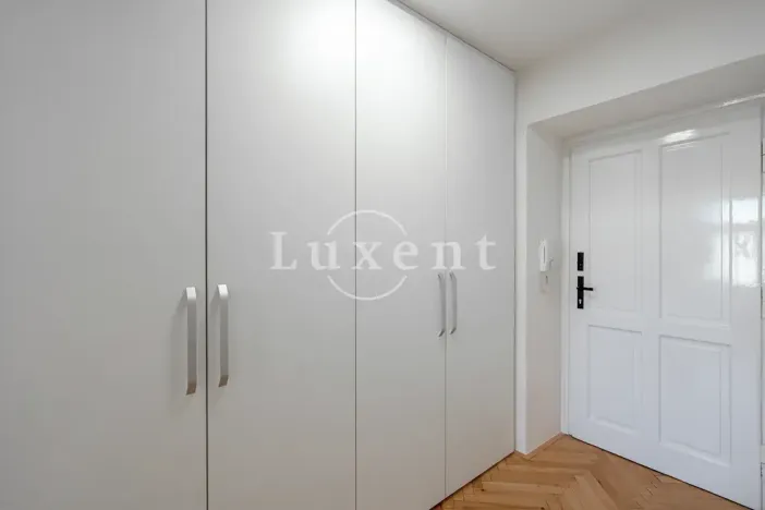 Pronájem bytu 2+kk, Praha - Nové Město, Štěpánská, 42 m2