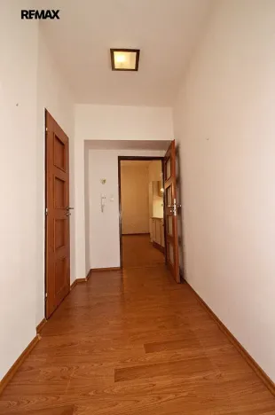 Pronájem bytu 1+1, Plzeň, Husova, 44 m2