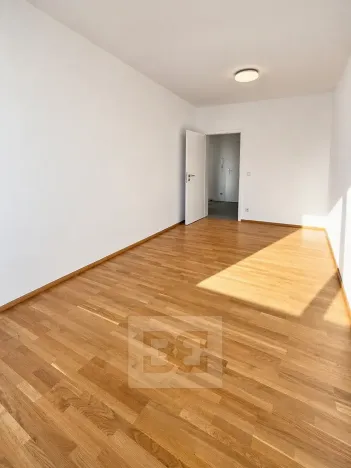 Pronájem bytu 2+kk, Kladno, Lesík, 52 m2