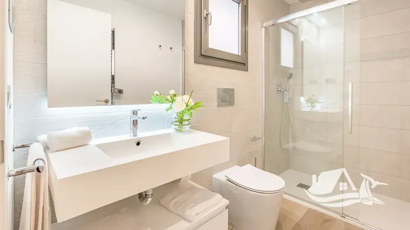 Prodej rodinného domu, Colònia de Sant Jordi, Španělsko, 256 m2