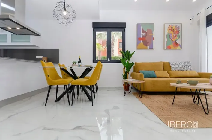 Prodej vily, Torrevieja, Španělsko, 95 m2