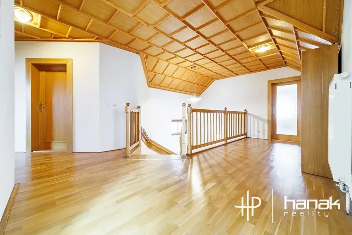 Pronájem rodinného domu, Doloplazy, 276 m2