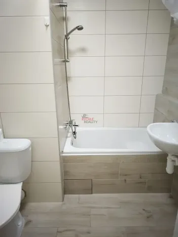 Pronájem bytu 1+kk, Ostrava, Lumírova, 28 m2