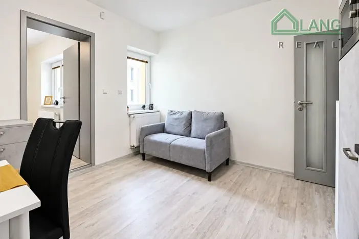 Pronájem bytu 2+kk, Brno, Matlachova, 32 m2