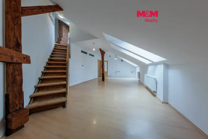 Prodej bytu 2+kk, Plzeň - Jižní Předměstí, Klatovská třída, 66 m2