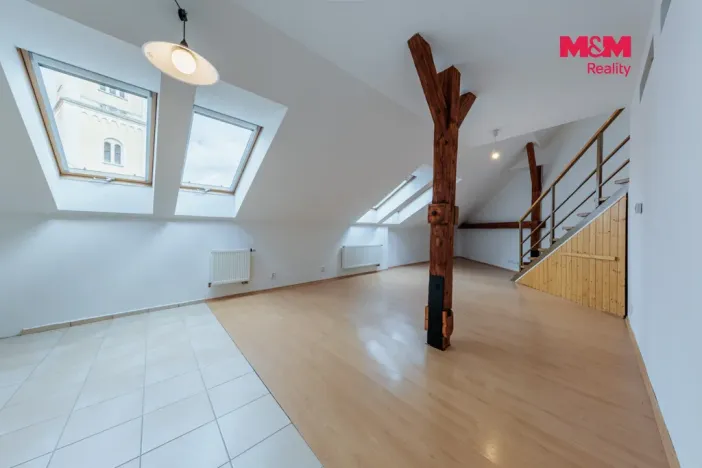 Prodej bytu 2+kk, Plzeň - Jižní Předměstí, Klatovská třída, 66 m2