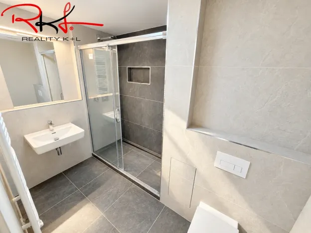 Pronájem bytu 2+kk, Praha, Thomasova, 46 m2