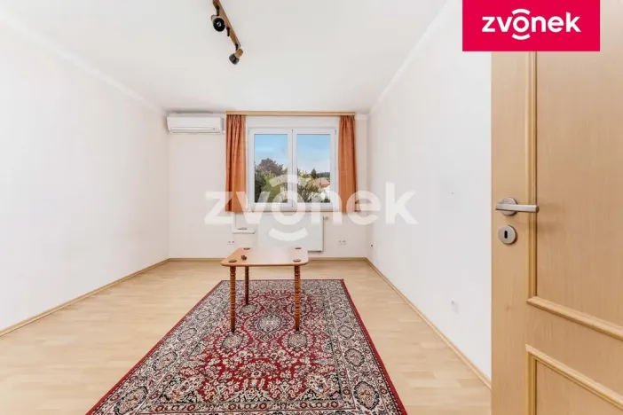Prodej kanceláře, Zlín, Hornomlýnská, 216 m2